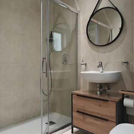 아파트 Querencia - Feel At *