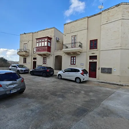 Querencia - Feel At 아파트