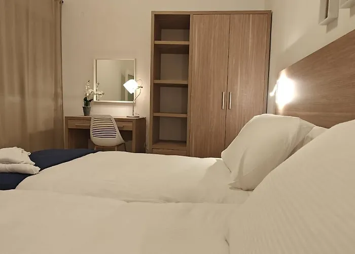 Querencia - Feel At Kalkara